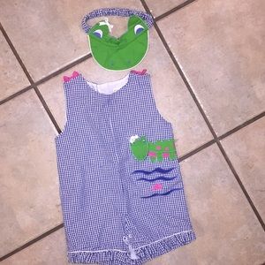 Alligator Outfit and hat